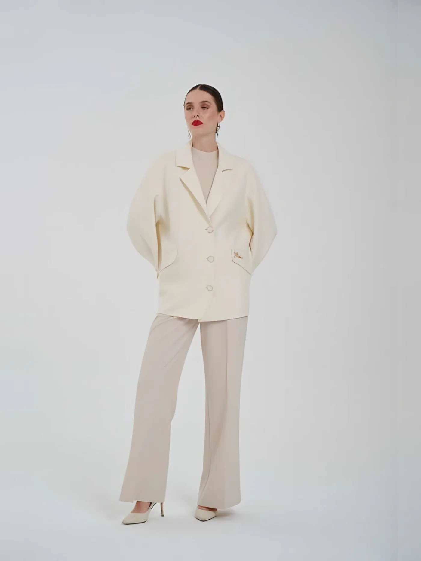 Buttoned Short Coat — BALIZZA